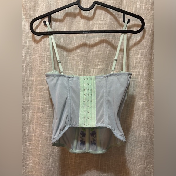 Out From Under | NWT Modern Love Corset - Picture 7 of 8
